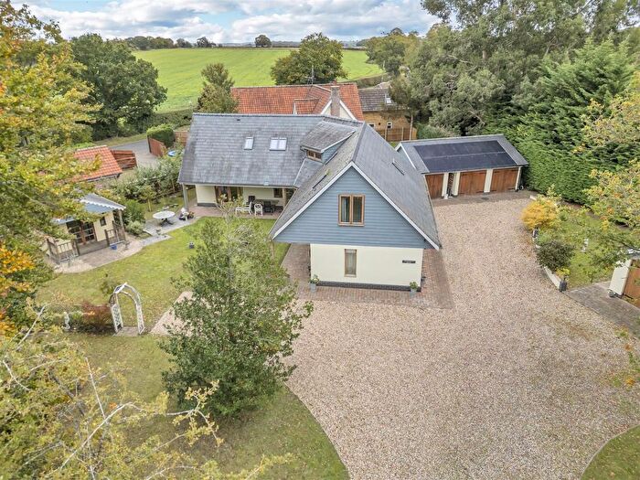 4 Bedroom Detached House For Sale In Thurston Road, Great Barton, IP31