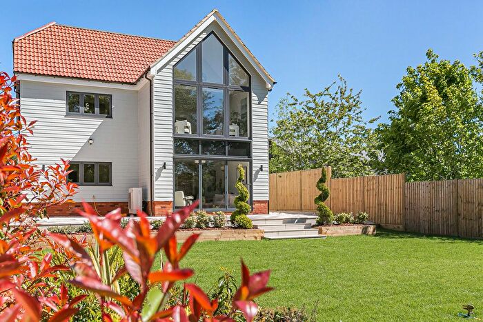 5 Bedroom Detached House For Sale In The Oaklands, Aston Lane, Bragbury End, SG2