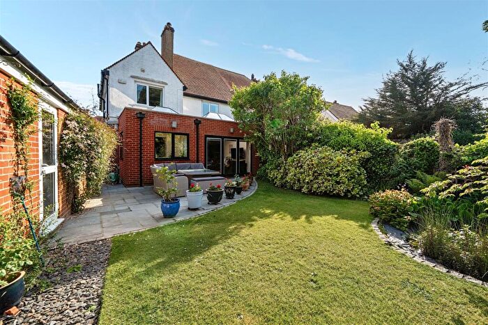 4 Bedroom Semi-Detached House For Sale In Beech Grove, Alverstoke, Gosport, PO12