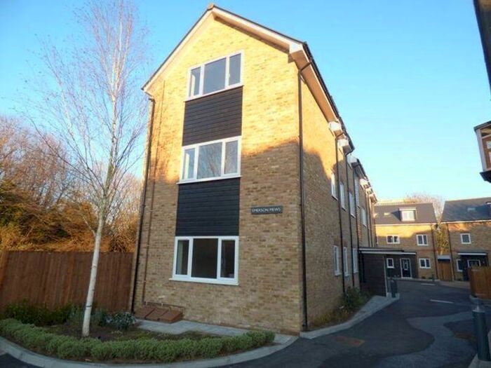 1 Bedroom Apartment To Rent In Emerson Mews, New Malden, KT3