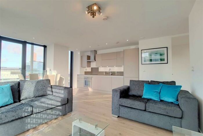 2 Bedroom Apartment To Rent In Great Eastern Road London, E15