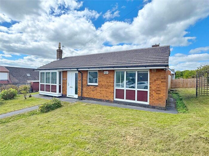 3 Bedroom Detached Bungalow For Sale In St Peters Road, Rawtenstall, Rossendale, BB4