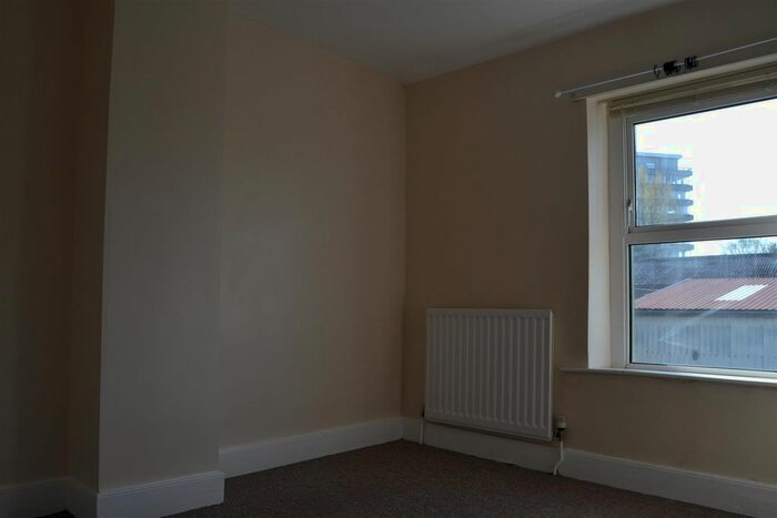 2 Bedroom Terraced House To Rent In Western Terrace, Barnstaple EX31