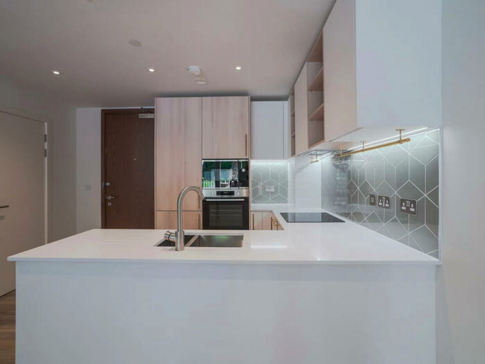 1 Bedroom Flat To Rent In London, N8