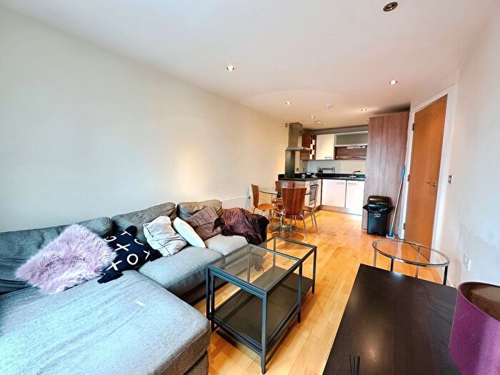 1 Bedroom Flat To Rent In La Salle, Chadwick Street, Hunslet, Leeds, LS10