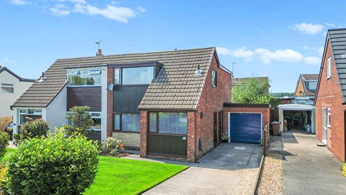 3 Bedroom Semi-detached House For Sale In Falkland Drive, Ashton-In-Makerfield, WN4