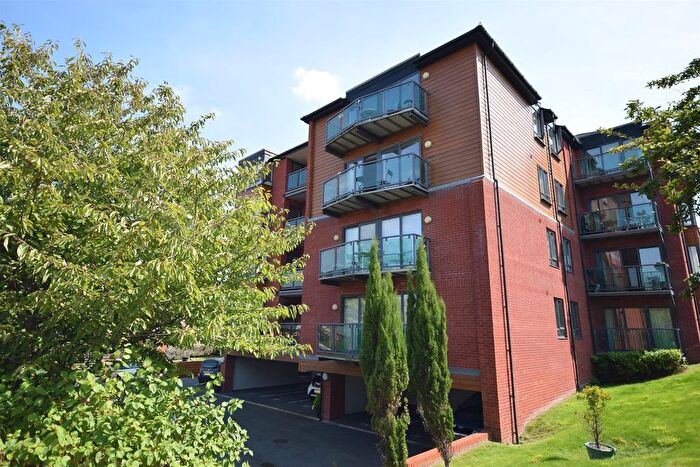 2 Bedroom Flat For Sale In Albion Street, New Brighton, Wallasey, CH45