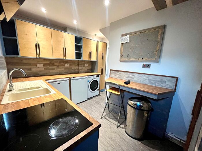 3 Bedroom Semi-detached House To Rent In Newstead Avenue, Manchester, M20