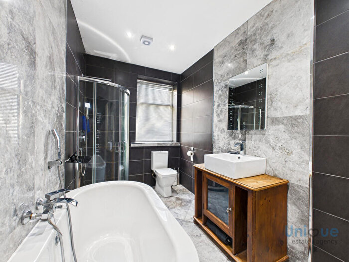5 Bedroom Detached House For Sale In Heyhouses Lane, Lytham St. Annes, FY8
