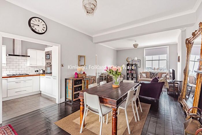3 Bedroom Flat To Rent In Sarre Road, London, NW2