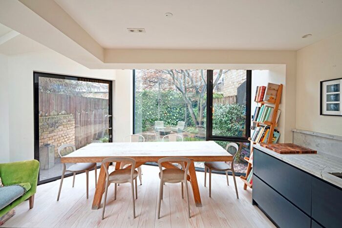 3 Bedroom Terraced House For Sale In Chantrey Road, London, SW9