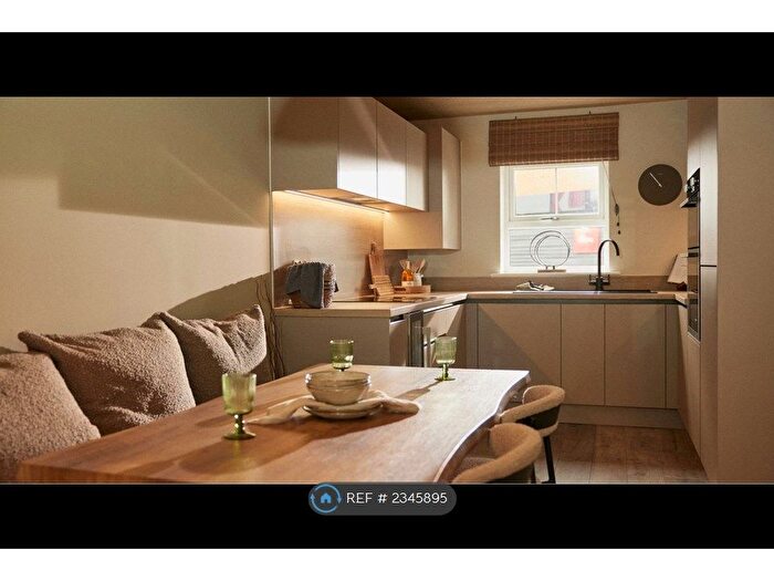 3 Bedroom Terraced House To Rent In Ivy Approach, Seacroft, Leeds, LS14