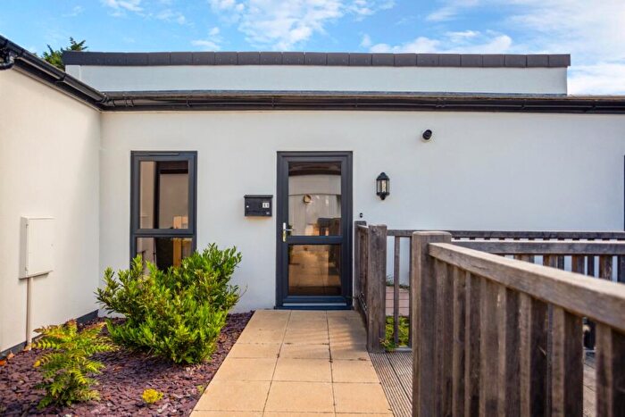 1 Bedroom Flat To Rent In Cherry Orchard House Marlborough, SN8