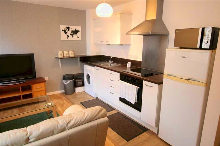 1 Bedroom Apartment To Rent In Yalland Close, Fishponds, Bristol, BS16