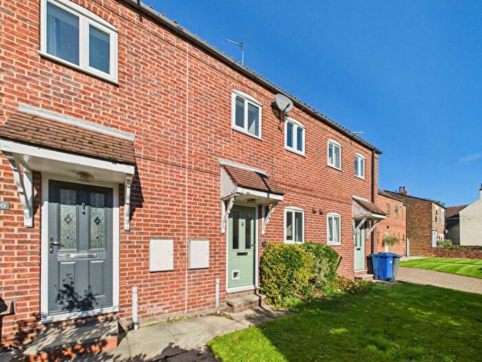 3 Bedroom Terraced House To Rent In Chestnut Road, Cawood, YO8
