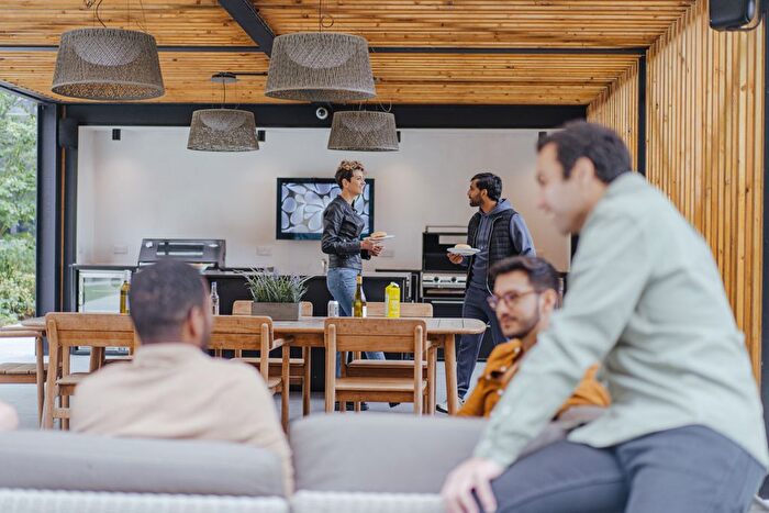 1 Bedroom Flat To Rent In Greenford, UB6