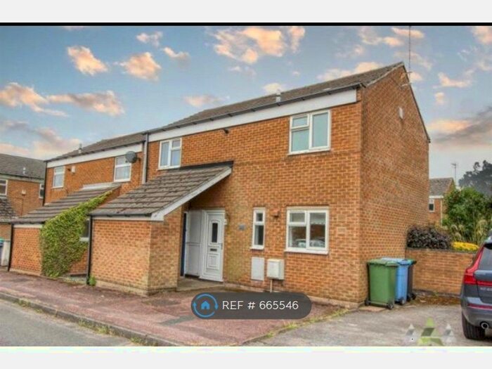3 Bedroom Semi-Detached House To Rent In Chelmorton Close, Mansfield Woodhouse, Mansfield NG19
