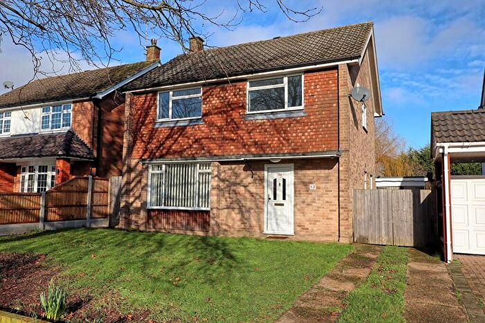 3 Bedroom Detached House For Sale In Scrub Lane, Hadleigh, SS7