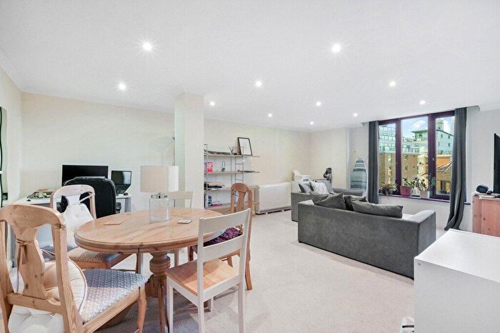 2 Bedroom Apartment To Rent In Hermitage Court, Knighten Street, London, E1W