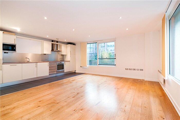 2 Bedroom Apartment To Rent In Brewhouse Yard, London, EC1V