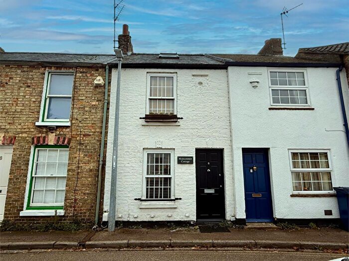 2 Bedroom Terraced House To Rent In Springfield Road, Cambridge, CB4