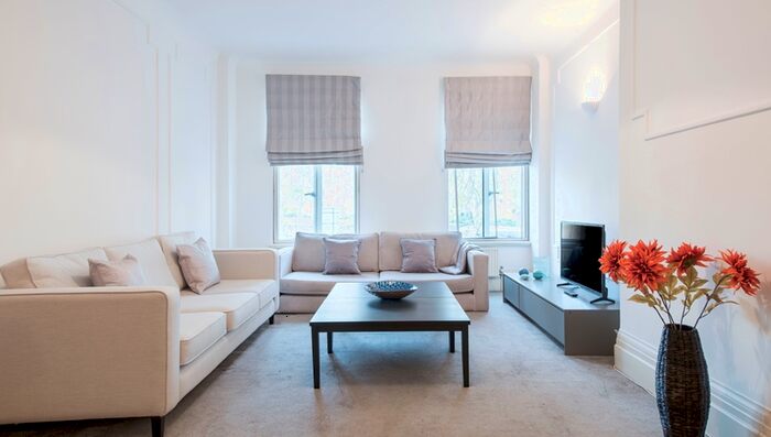 5 Bedroom Block Of Apartments To Rent In Park Road, London, NW8
