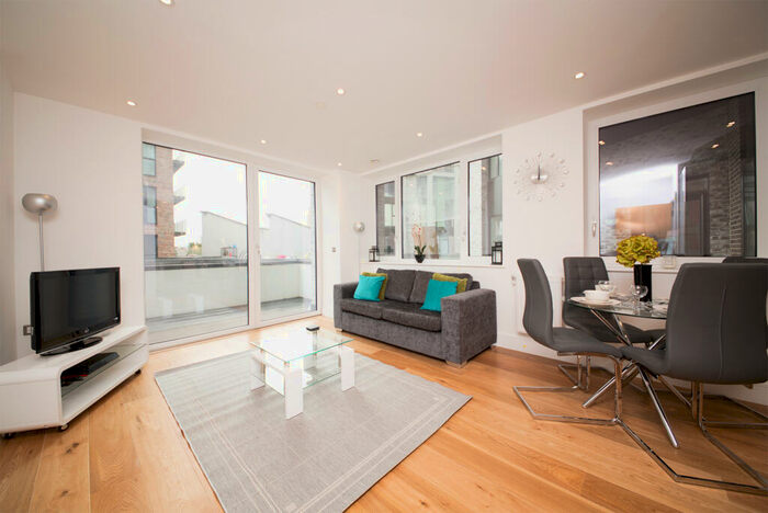 1 Bedroom Apartment To Rent In Sovereign Tower, Emily Street, Canning Town, London, E16