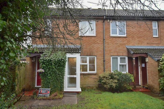 1 Bedroom Flat To Rent In Longleat Gardens, New Milton, Hampshire., BH25