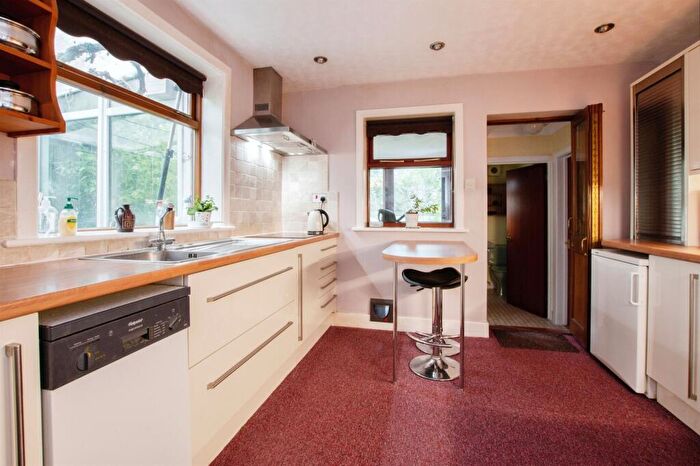 3 Bedroom Detached House For Sale In Wood Lane, Bournemouth, BH11