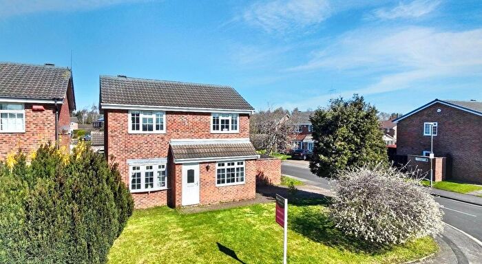 3 Bedroom Detached House For Sale In Low Grange Avenue (Owington Farm End), Billingham, TS23