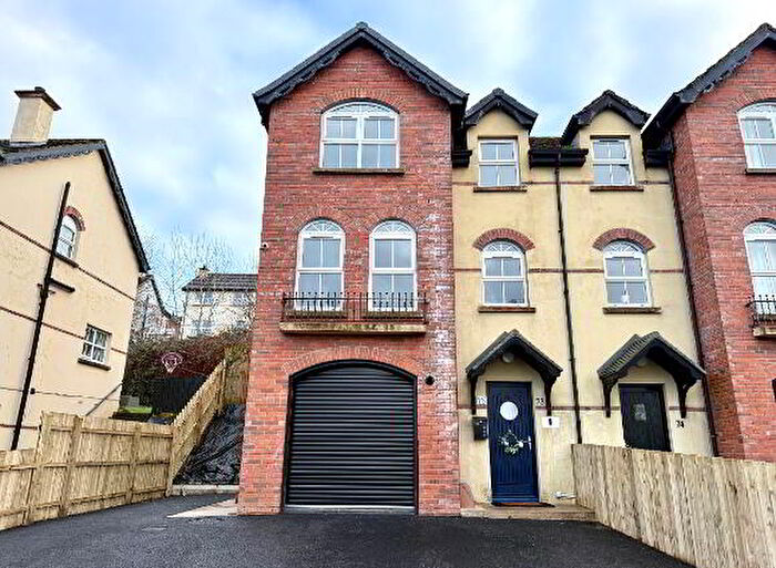 3 Bedroom Semi-Detached House For Sale In Foxhill, Derry, BT47