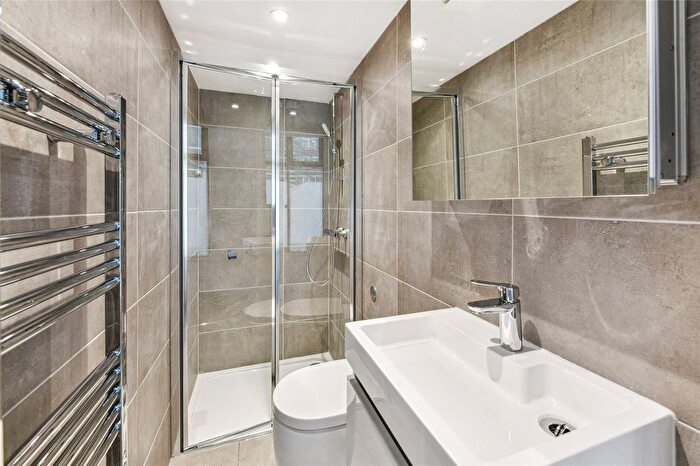 1 Bedroom Flat To Rent In Gwynne Road, London, SW11
