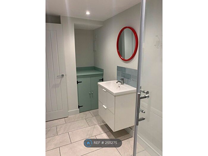 1 Bedroom Flat To Rent In Parliament Street, Gloucester, GL1