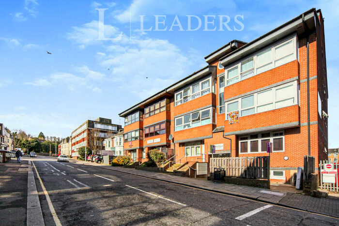 2 Bedroom Flat To Rent In Cardiff Road, Luton, Bedfordshire, LU1