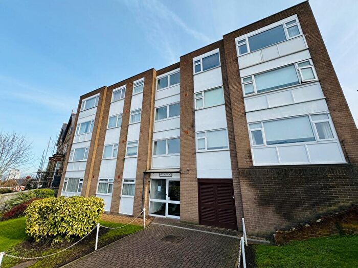 1 Bedroom Apartment For Sale In Santana, Brent Road, Shooters Hill, London, SE18