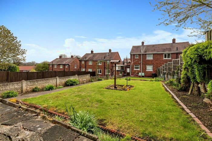 2 Bedroom Semi-Detached House For Sale In Crane Road, Rotherham, S61