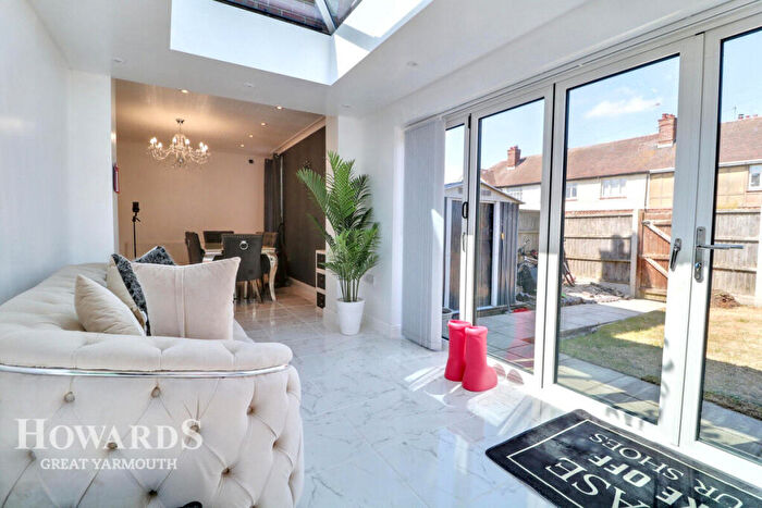 3 Bedroom End Of Terrace House For Sale In Fisher Avenue, Great Yarmouth, NR30