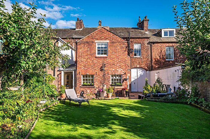 5 Bedroom Town House For Sale In Devonshire Terrace, Carlisle, CA3