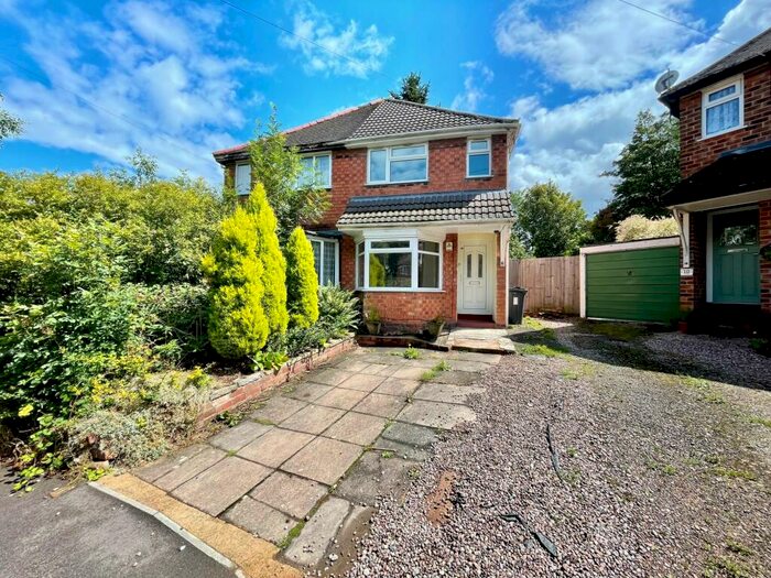 2 Bedroom Semi-Detached House To Rent In Lynn Grove, Selly Oak, B29