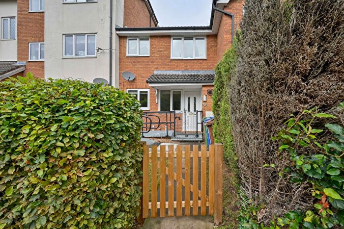 1 Bedroom Maisonette For Sale In Knights Court, Norton Canes, WS11