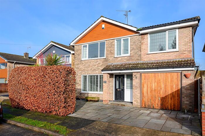 4 Bedroom Detached House For Sale In Hull Road, York, YO10