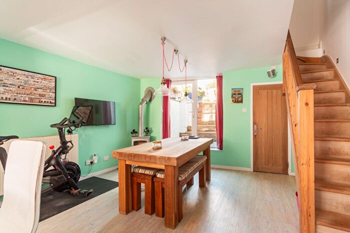 3 Bedroom Terraced House For Sale In Southover Street, Brighton, BN2 - Photo 7