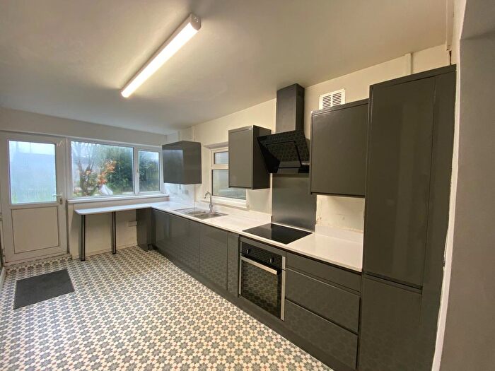 3 Bedroom Terraced House To Rent In Compass Street, Manselton, Swansea, SA5