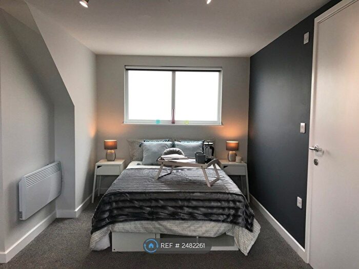 1 Bedroom Semi-Detached House To Rent In First Avenue, Chelmsford, CM1