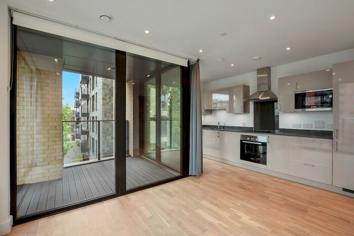 1 Bedroom Apartment To Rent In Burgess Springs, Chelmsford, CM1