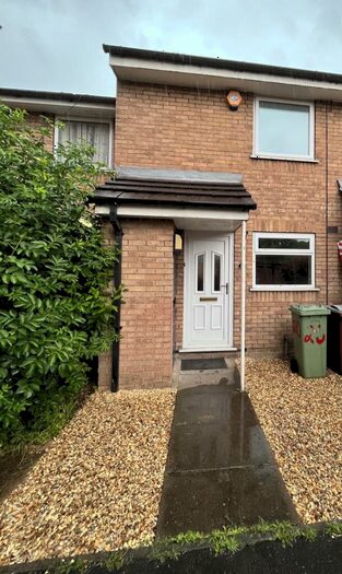 2 Bedroom End Of Terrace House To Rent In Helvellyn Close, Nottingham, Nottinghamshire, NG2