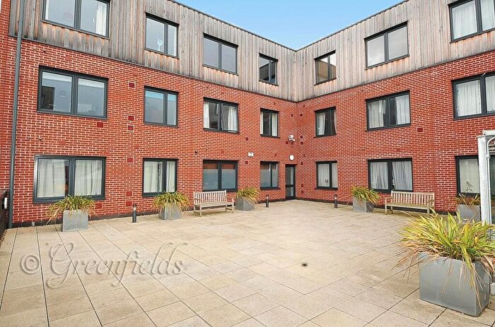1 Bedroom Flat To Rent In West Way, Ruislip, HA4