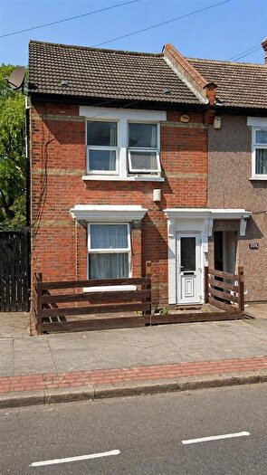 Studio To Rent In Whitehorse Road, Croydon, CR0