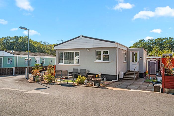 2 Bedroom Detached House For Sale In Warren Lane, Pyrford, Surrey, GU22