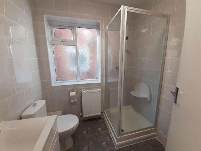 2 Bedroom Maisonette To Rent In Starch House Lane, Barkingside, IG6